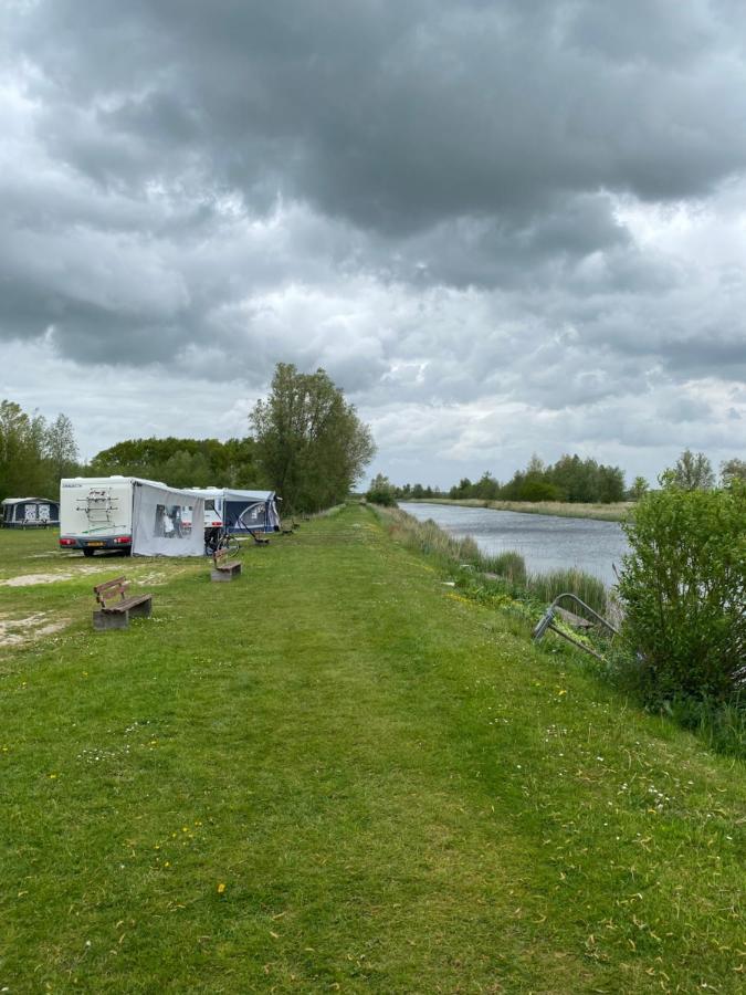 Blokhut De Westereen De Falom Exterior foto